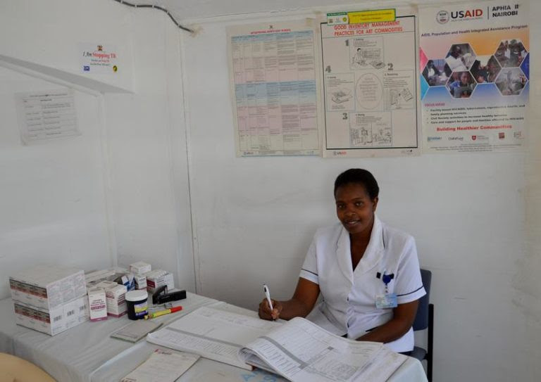 [A strong pharmaceutical system with a skilled health workforce translates into savings in health service costs.]{Photo credit: © 2013 Alfredo L Fort, Courtesy of Photoshare}
