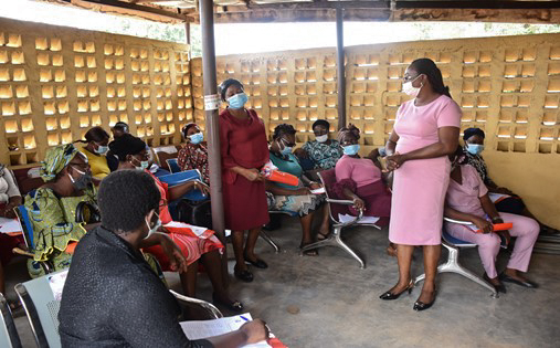 Staff from Oyo SMEP facilitating an ANC provider’s orientation session held for health facilities in Ibadan cluster. Health care workers from PHC Oniyanrin attended the orientation. Photo credit: Dr. Stanley Ugah}