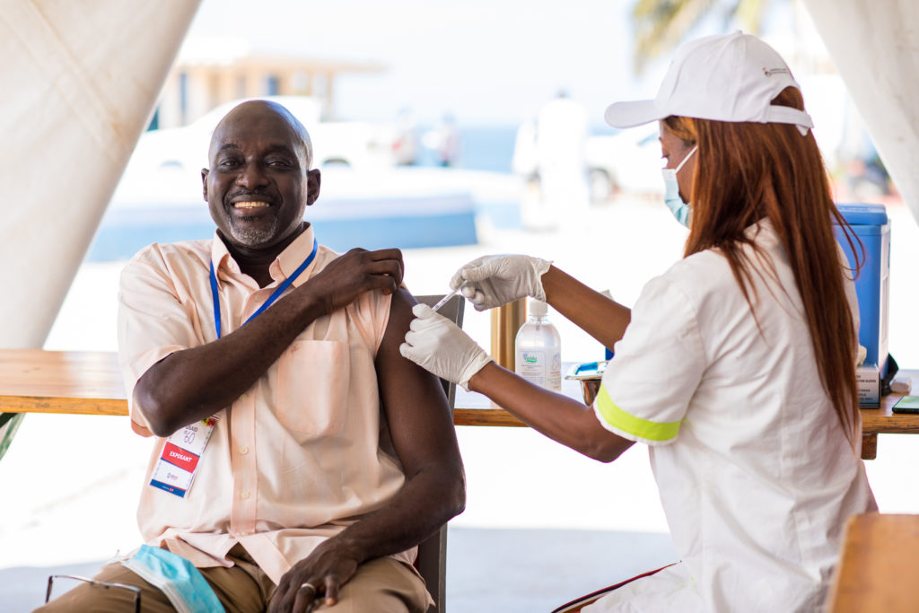 MSH unterstützt die COVID-19-Impfung im Senegal