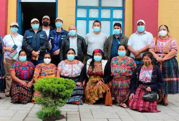 Equipe do projeto Mães e Bebês Saudáveis ​​na Guatemala