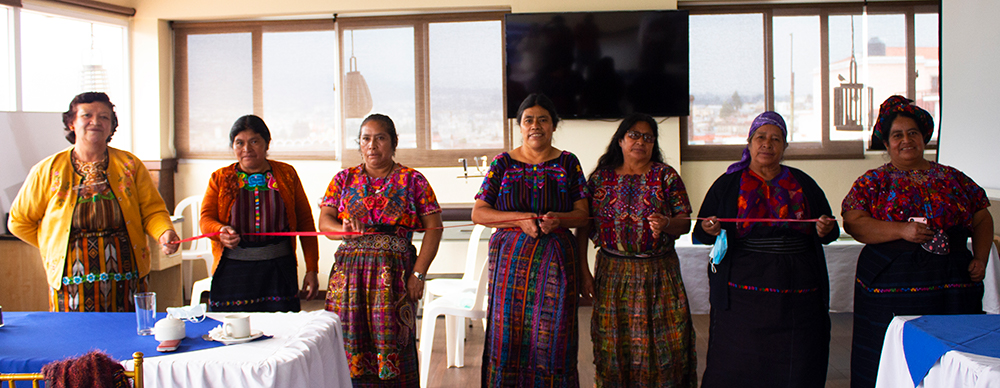 A equipe de MSH na Guatemala trabalhou com parceiros locais para manter serviços essenciais de CPN, comunicar informações precisas e fornecer apoio social a mulheres grávidas Crédito da foto MSH