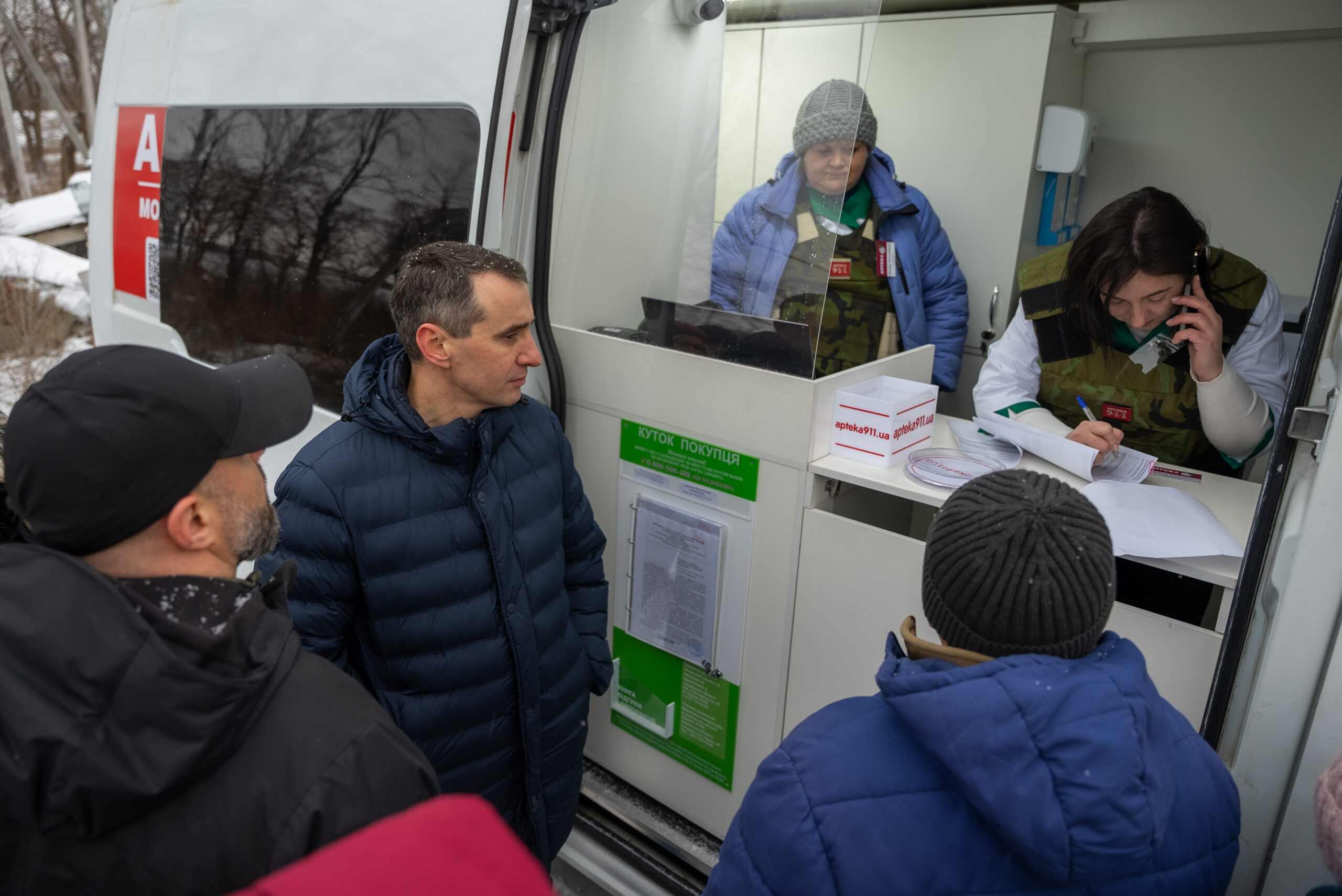 Ukraine Minister of Health Viktor Liashko visits a mobile pharmacy. SAFEMed. Ukraine. Photo credit: Ukraine Ministry of Health