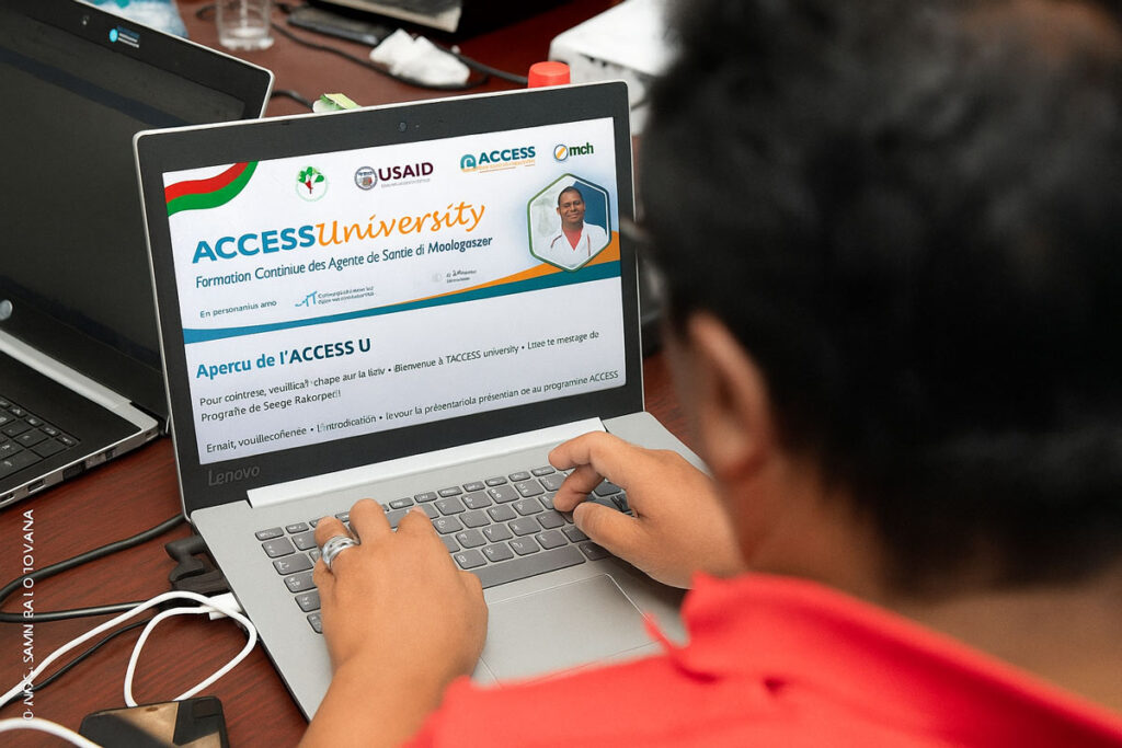 A healthworker in Madagascar accessing ACCESS University e-learning platform.